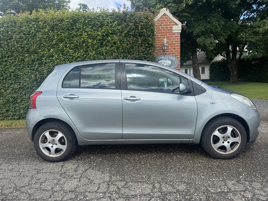 Toyota Yaris 1,0 2008